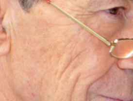 Viajes Barceló retira la campaña 'Acompaña a Dragó en un viaje por Japón'