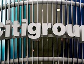 Hollywood dirime si habrá huelga o no en ese sector