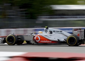 Los neumáticos hunden a Alonso y Hamilton gana en Canadá y se pone líder del Mundial