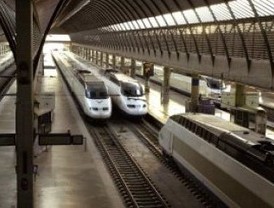 Unos 215 trenes andaluces, afectados por el paro en Renfe este lunes
