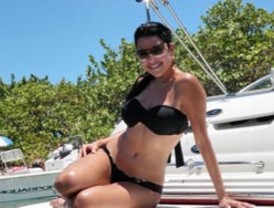 La espectacular Kerly Ruiz de vacaciones en Miami