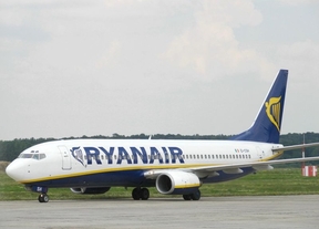 Ryanair aumenta su previsión de beneficio para 2014 al elevar su pronóstico de pasajeros hasta 87 millones
