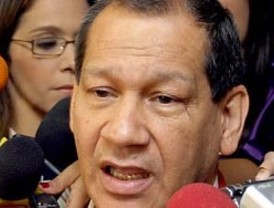 Feijóo indignado por la no implementación del voto en urna