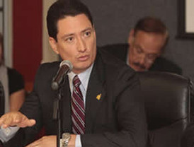 William Clinton en Haití para coordinar la distribución de la ayuda