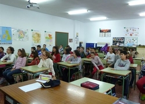 La Junta de Castilla-La Mancha desmiente que los docentes en prácticas estén cubriendo bajas