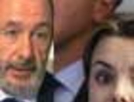 Rubalcaba se disculpa ante Soraya