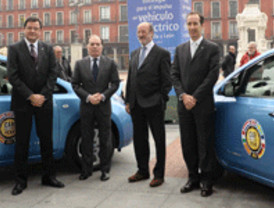La Junta firma un convenio de colaboración con Nissan para impulsar el desarrollo del Vehículo Eléctrico en Castilla y León