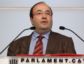 La Copa América suspende la primera regata por culpa del viento