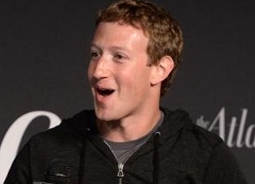 Mark Zuckerberg, cofundador de Facebook, el directivo mejor pagado de Norteamérica en 2012