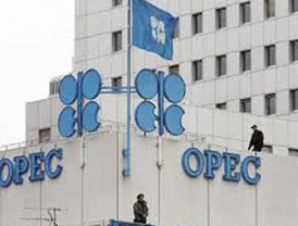 OPEP cierra 2010 vigilando precio de barril de crudo; cerca de 100 dólares