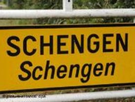 El gobierno francés viola el tratado de Schengen y la carta de Derechos Humanos