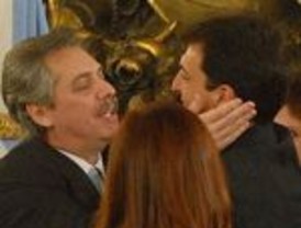 Cielos poco nubosos con posibilidad de chubascos débiles y moderados