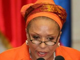 Fernández confirma reunión con Maduro