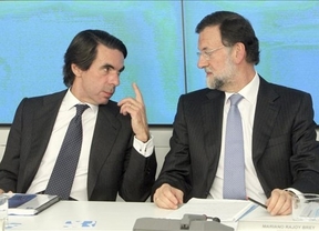 Rajoy 'responde' a Aznar que el rumbo del Gobierno es 'claro' y hay que 'perseverar'