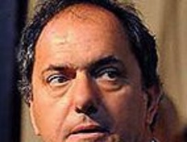 UGT reelige 'a la búlgara' a Cándido Méndez, que critica el 'conformismo' de Solbes