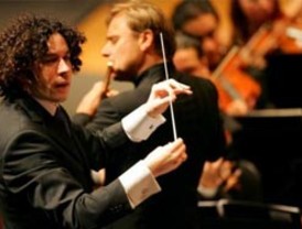 Dudamel sigue cosechando aplausos en Europa