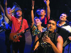 Emir Kusturica acomiada l'any amb un concert al Palau de la Música