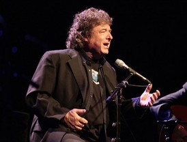 Césares y gendarmes doscientos años después