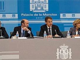 Llega el día D: Zapatero habla de economía con los 39 'principales' del país
