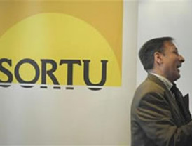 Los promotores de Sortu acuden al Ministerio del Interior para registrar el partido