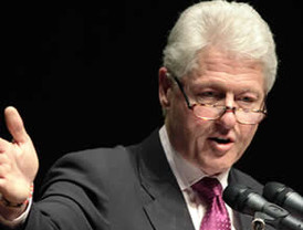 La pólvora del rosarino Lionel Messi expulsa de Europa al Arsenal inglés del francés Wenger