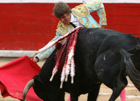 El PP mete a los toros por la 'puerta grande' de RTVE: adiós al veto de emisión