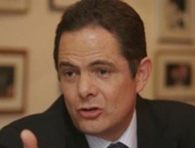 Correa solicitará una veeduría sobre la terminación unilateral de los contratos de su hermano