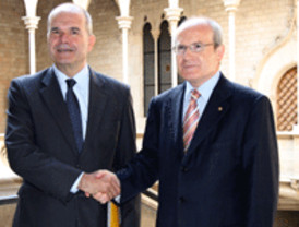 UGT y CCOO impugnan ante el juez el convenio colectivo de grandes superficies