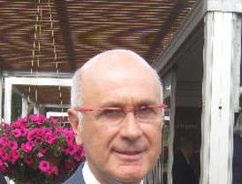 Montilla se enroca en los reproches a Mas cuando le pide un frente común contra el aumento del IVA