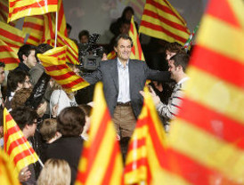 Artur Mas té previst defensar el comerç urbà configurat per les petites i mitjanes empreses