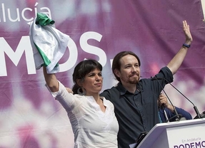 Podemos saca pecho por 'la renuncia de Chaves y Griñán'