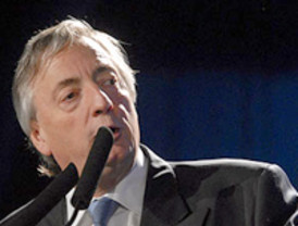 Políticos y personalidades despiden a Sabino Fernández Campo