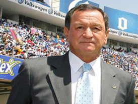 El dinosaurio aún está ahí, esperando a Zapatero