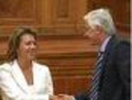 Ryanair estudia convertir Parayas en su base del norte