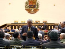 El Pleno del Parlamento retomará su actividad con propuestas del PP para la reactivación económica