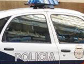 Granados supera la primera reprobación a un consejero de Aguirre gracias al PP