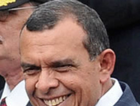 A Chaves le echan una mano desde la prensa andaluza