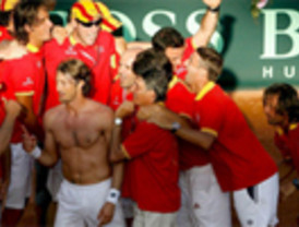 Cheney le pone piedras a Obama