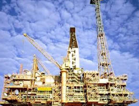 Fomento dice que Barajas funciona 'con normalidad' mientras Iberia cancela otros 31 vuelos