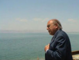 Montilla inaugura el Centro de investigación biomédica Esther Koplowitz