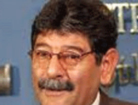 Farfán contradijo a Llorenti