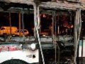 La Comandancia de Marina y un bus, víctimas de la kale borroka