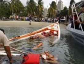 Cuatro muertos al chocar yate contra un peñero