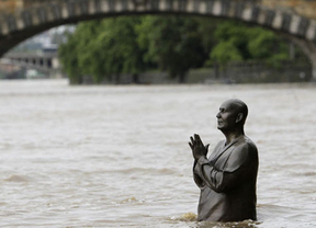 El centro histórico de Praga amenazado por inundaciones