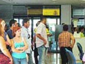 Revilla dice que está dispuesto a rebajarse el sueldo para cobertura social