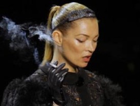 Nintendo 3DS despega tras la rebaja de su precio