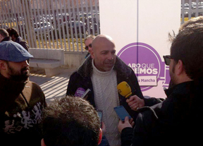 Molina (Podemos) apuesta por readmitir a profesores "despedidos" en Castilla-La Mancha