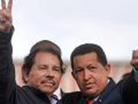 El PP exige a Solbes que deje sus vacaciones y dé la cara por la crisis bursátil