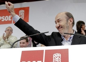 Rubalcaba acepta 'primarias a la francesa': que voten los simpatizantes