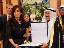 Cristina afirmó en Kuwait que 'pocos países del mundo tienen una apertura como la Argentina para que ingresen los capitales'